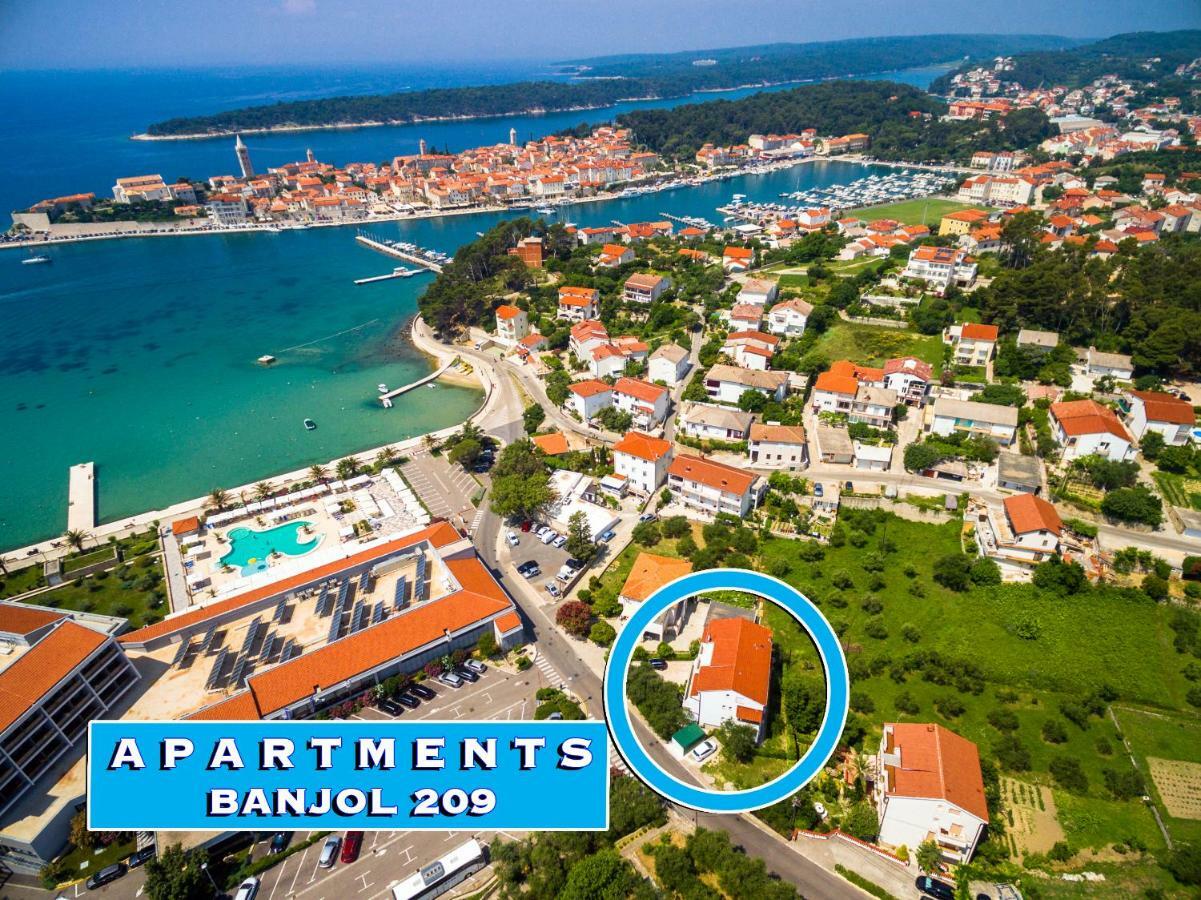 Padovan 209 * Rab Town